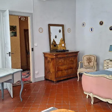 Maison Boutet 9 *