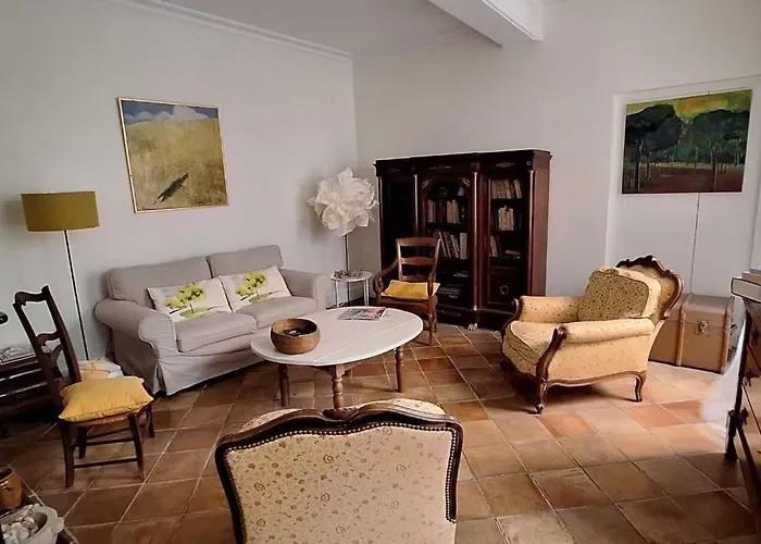 Maison Boutet 9 度假居