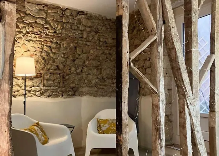 Maison Boutet 9 度假居 *